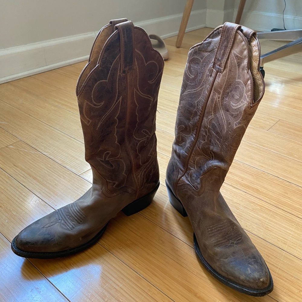 Leather cowboy boots